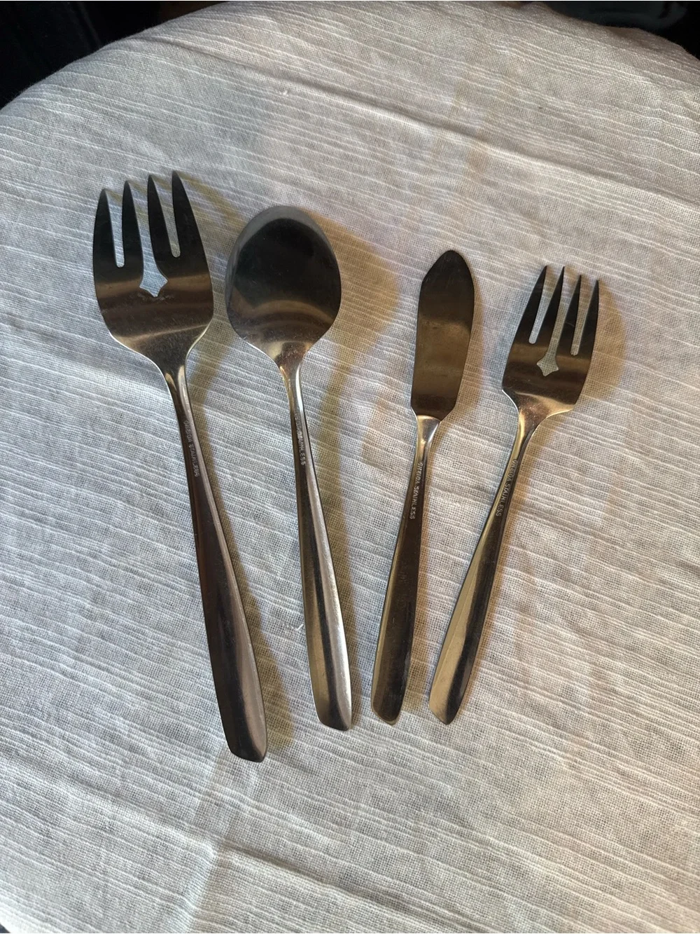 Oneida Stainless Steel Serving Forks, Spoon & Knife Set - Silver Finish